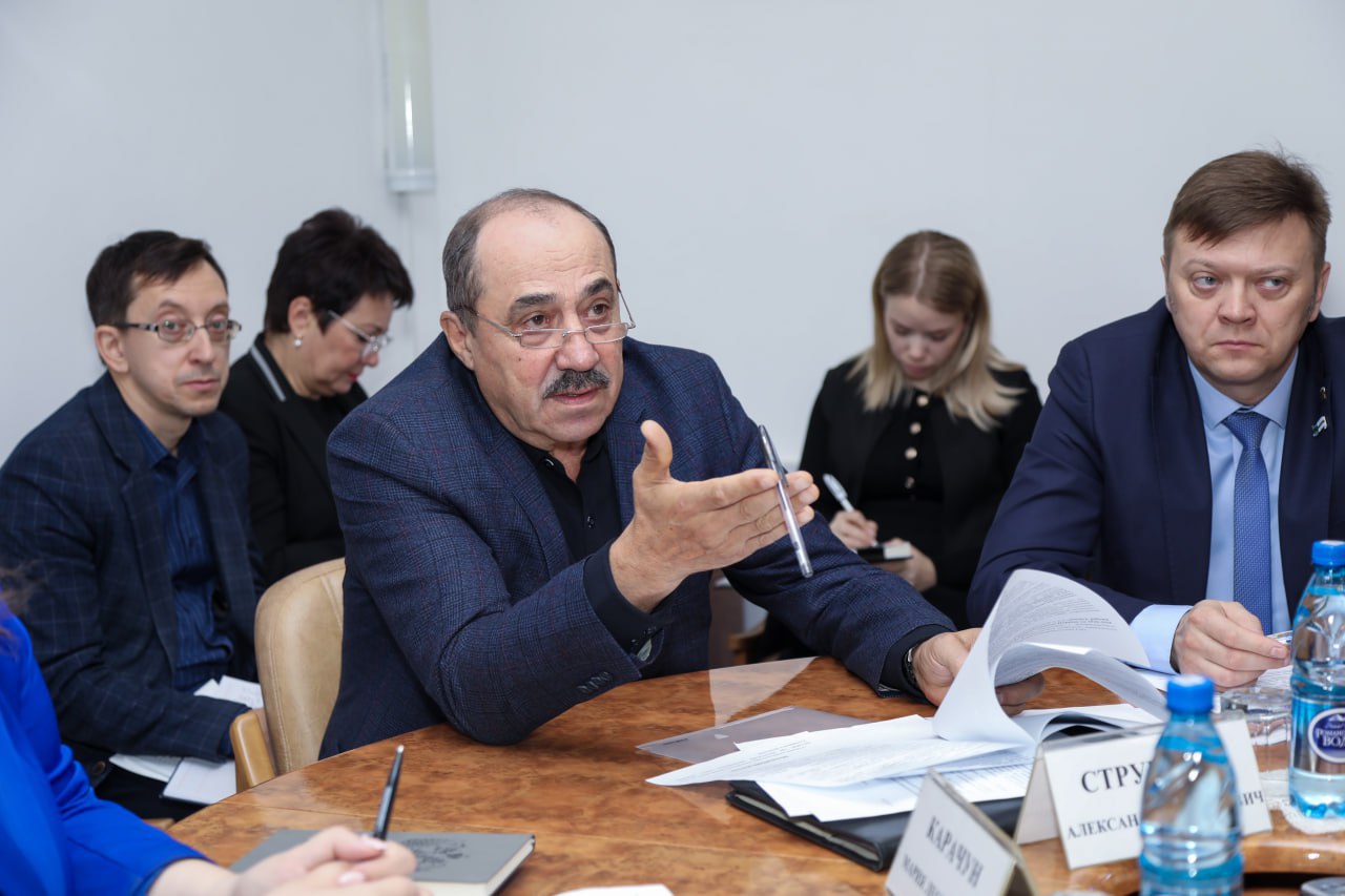 В парламенте ЕАО состоялось заседание согласительной комиссии В парламенте ЕАО состоялось заседание согласительной комиссии