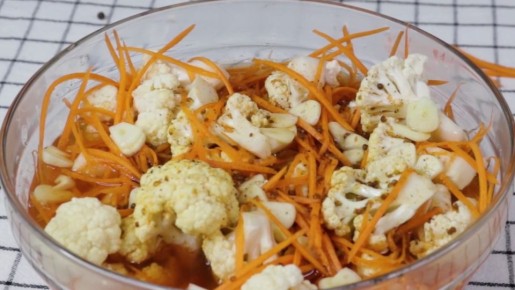 На рыночную капусту по-корейски больше не посмотрите: вот как приготовить ее дома