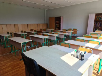 Временно приостановлен образовательный процесс в некоторых школах Биробиджана