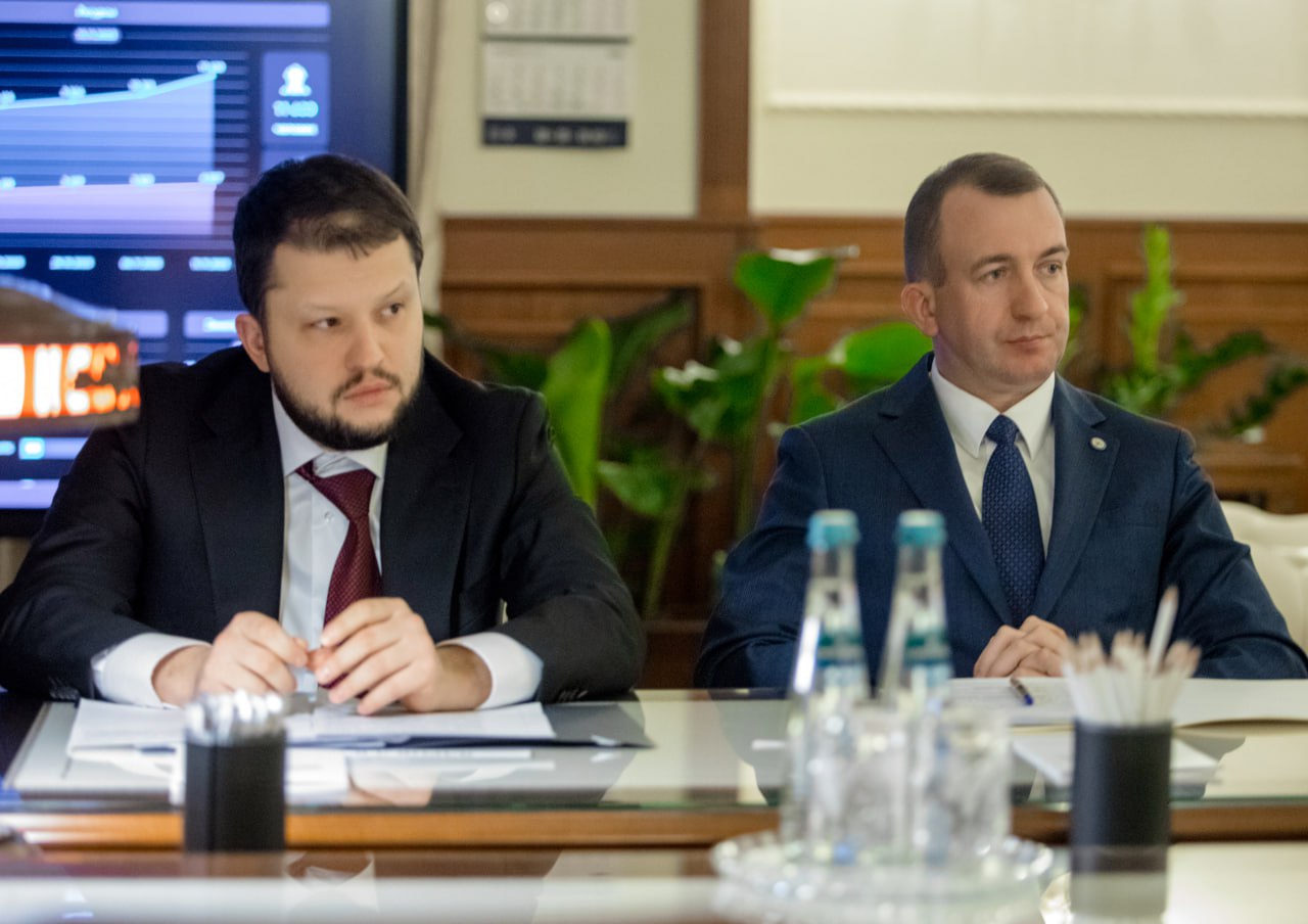 Еврейская автономная область получит 700 млн рублей на обновление региональных дорог Еврейская автономная область получит 700 млн рублей на обновление региональных дорог