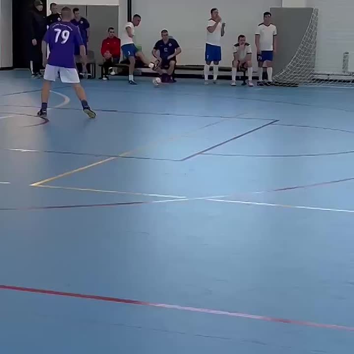 Наши футболисты вышли на поле