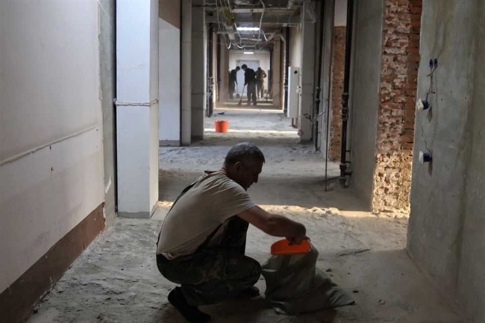 В Биробиджане продолжается капитальный ремонт объектов областной больницы