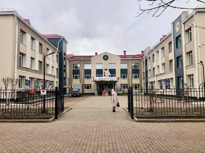 Еще в нескольких классах Биробиджанских школ временно приостановлен образовательный процесс