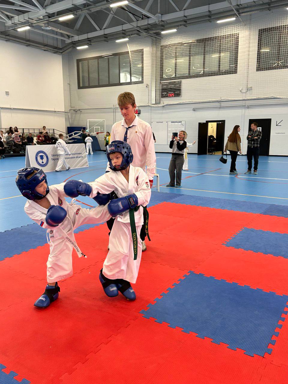 Тхэквондо в Биробиджане объединило 120 спортсменов от 4 до 47 лет Тхэквондо в Биробиджане объединило 120 спортсменов от 4 до 47 лет