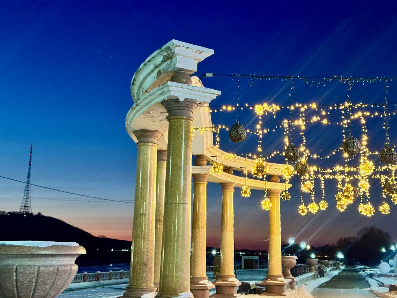 Мы подготовили для вас астропрогноз на завтрашний день: