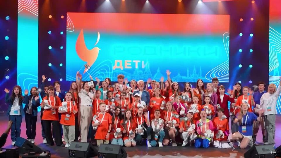 Движение Газманов-Родники продолжает прием заявок на новый сезон конкурса песни «Родники.Дети-2026» (0+)