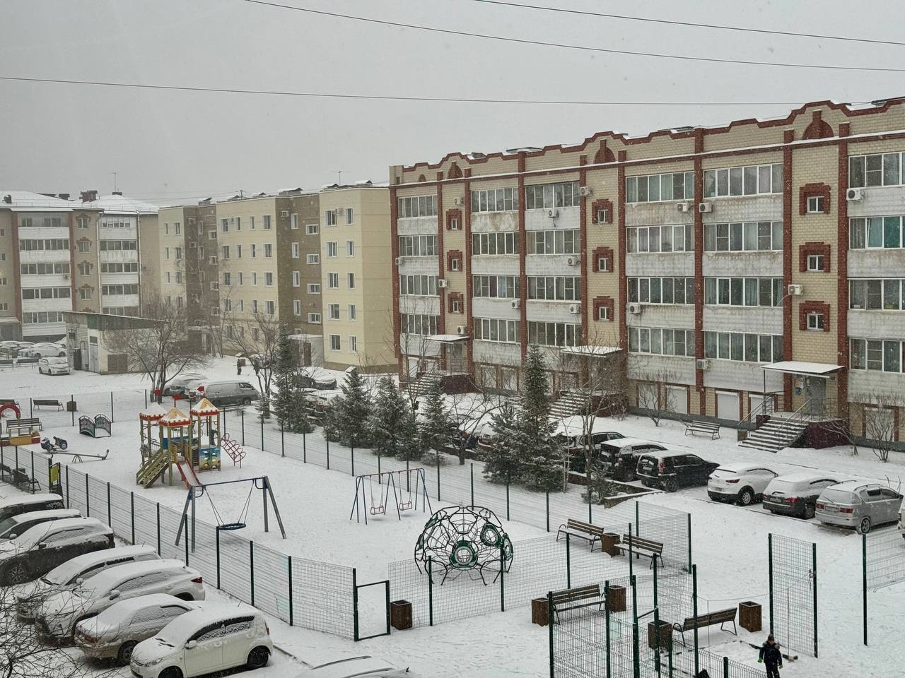 Доброе утро, друзья!. Сегодня в областной столице ожидается малооблачная погода