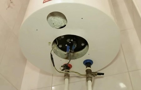 Опасные признаки: когда водонагревателю нужна срочная промывка