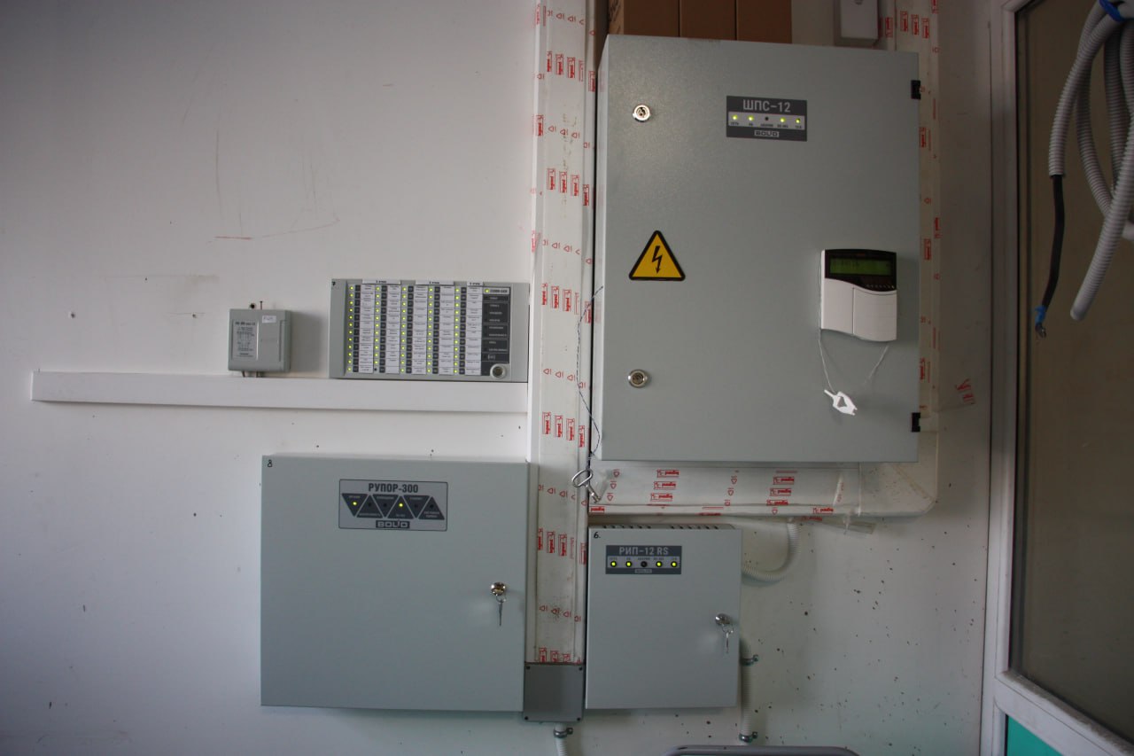 Возобновился капитальный ремонт школы в селе Амурзет ЕАО Возобновился капитальный ремонт школы в селе Амурзет ЕАО