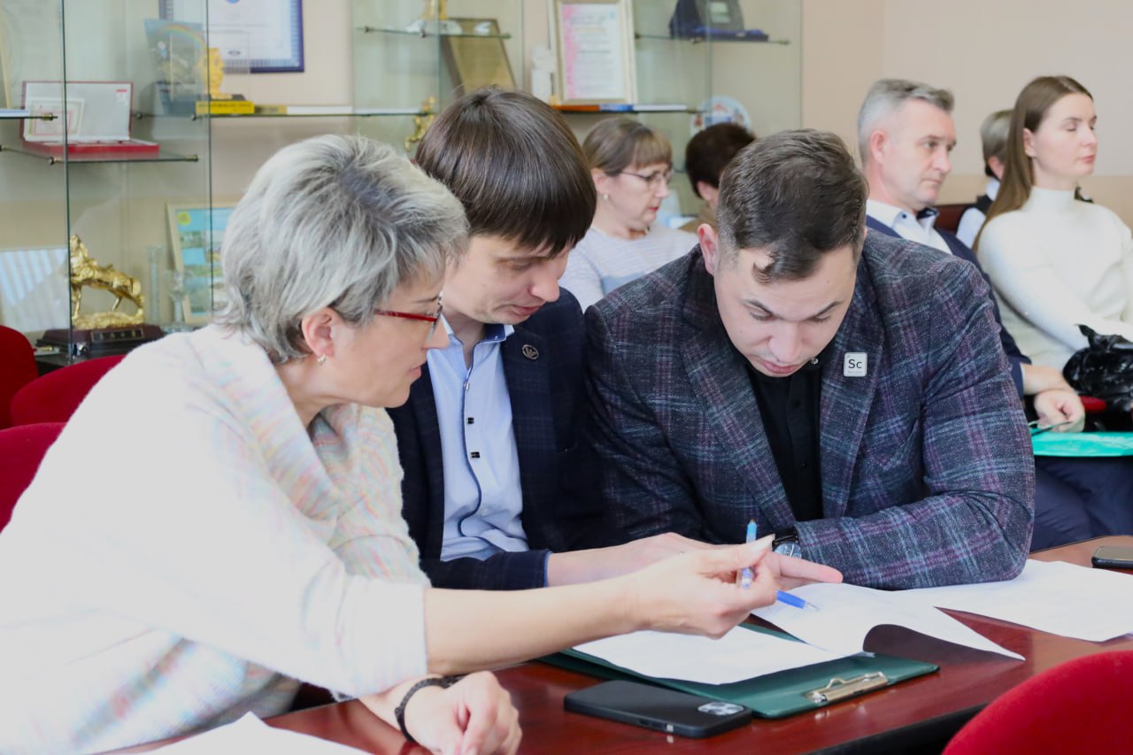 В городской Думе Биробиджана состоялось совместное заседание комиссий по ключевым вопросам развития города В городской Думе Биробиджана состоялось совместное заседание комиссий по ключевым вопросам развития города