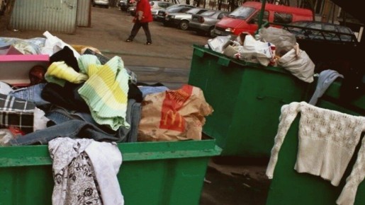 Простая доброта обернулась разочарованием: почему пожертвованные вещи оказались на свалке?