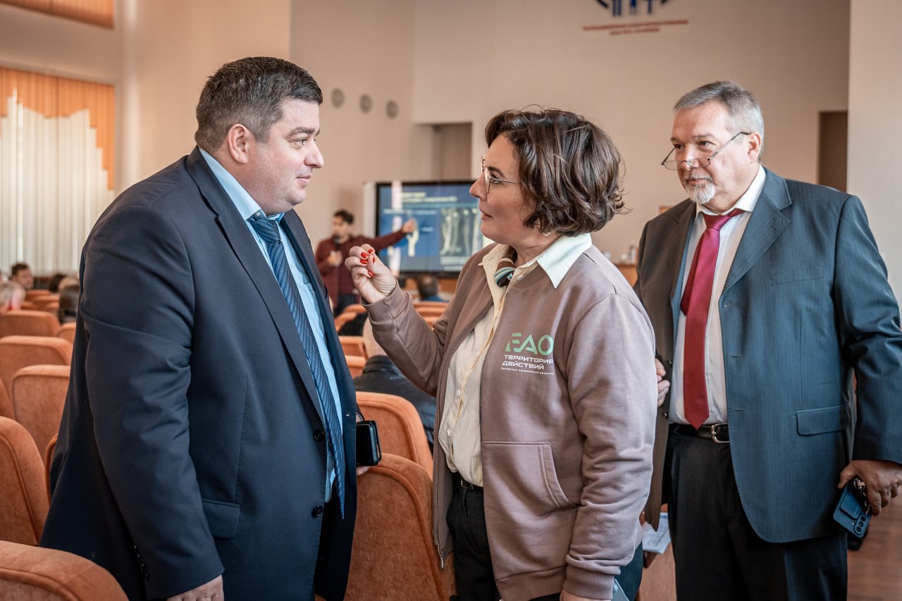 Медики из ЕАО обменялись опытом с коллегами из ДНР Медики из ЕАО обменялись опытом с коллегами из ДНР