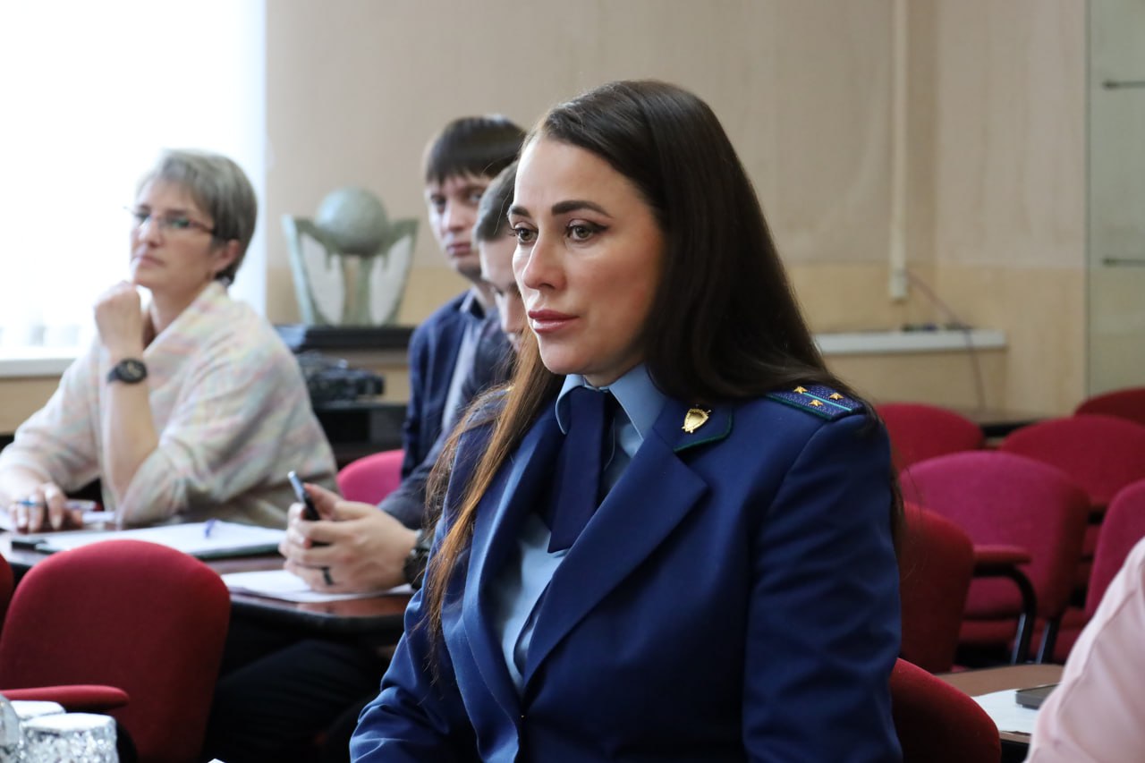 В городской Думе Биробиджана состоялось совместное заседание комиссий по ключевым вопросам развития города В городской Думе Биробиджана состоялось совместное заседание комиссий по ключевым вопросам развития города