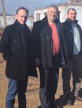 С Александром знаком лично