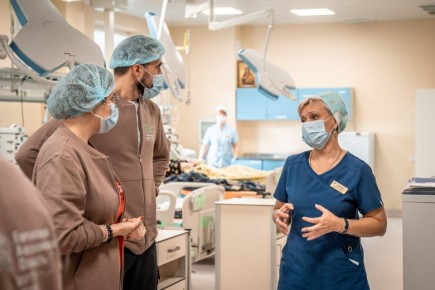 Медики из ЕАО обменялись опытом с коллегами из ДНР