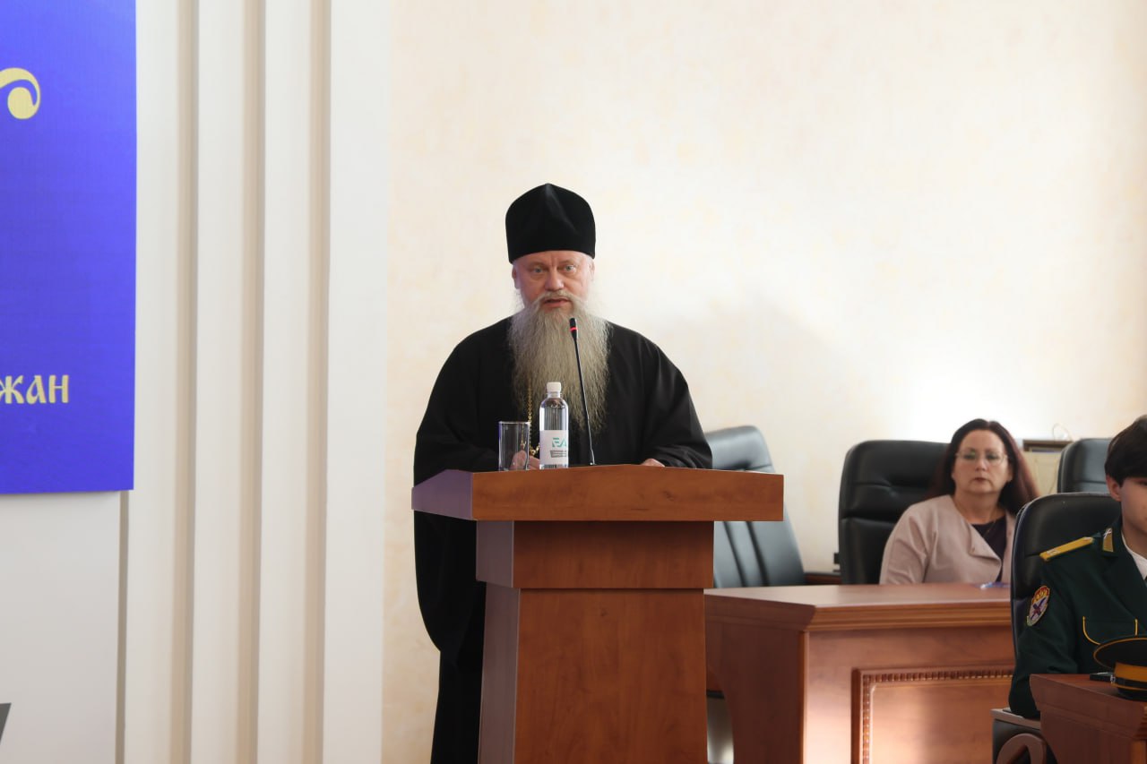 Губернатор ЕАО Мария Костюк выступила перед участниками ХХ Иннокентьевских Рождественских образовательных чтений Губернатор ЕАО Мария Костюк выступила перед участниками ХХ Иннокентьевских Рождественских образовательных чтений