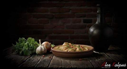 Сациви по-гурийски: Искусство орехового вкуса из Грузии