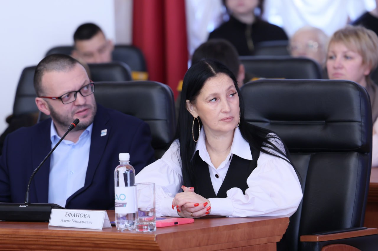 Губернатор ЕАО Мария Костюк выступила перед участниками ХХ Иннокентьевских Рождественских образовательных чтений Губернатор ЕАО Мария Костюк выступила перед участниками ХХ Иннокентьевских Рождественских образовательных чтений