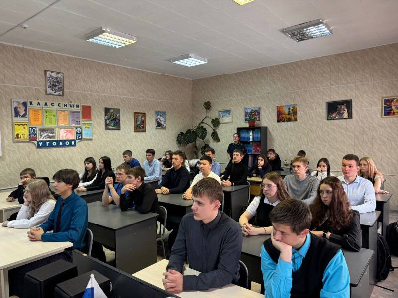 Школьники поселка Смидович узнали о разных профессиях органов внутренних дел Школьники поселка Смидович узнали о разных профессиях органов внутренних дел