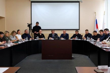 На заседании городской Думы Биробиджана приняты ключевые решения по бюджету, налогам и управлению городским имуществом