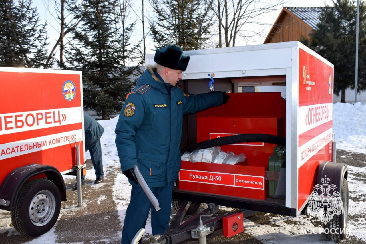Оснащают оборудованием добровольных пожарных в ЕАО Оснащают оборудованием добровольных пожарных в ЕАО