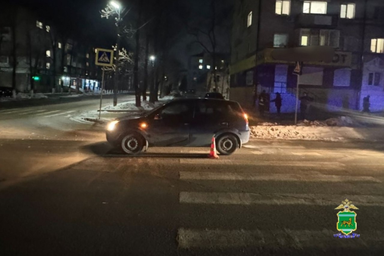 Невнимательный водитель сбил пешехода на зебре в центре Биробиджана