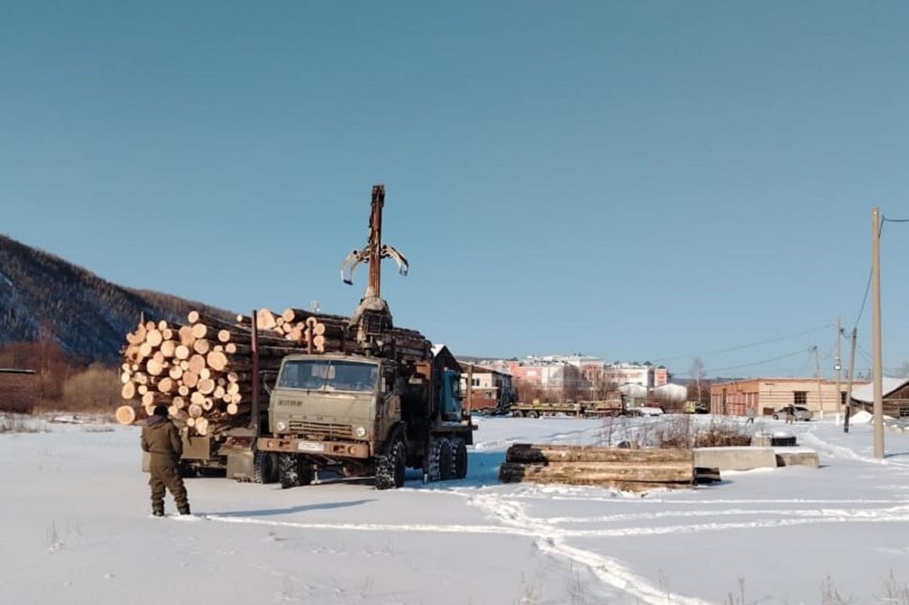 Продолжается доставка топлива семьям участников СВО в ЕАО Продолжается доставка топлива семьям участников СВО в ЕАО