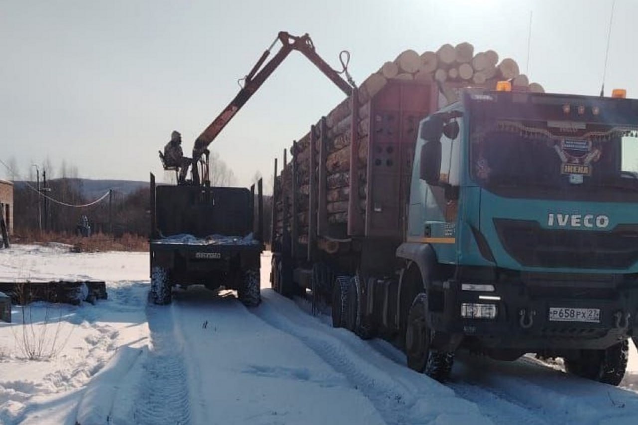 Продолжается доставка топлива семьям участников СВО в ЕАО Продолжается доставка топлива семьям участников СВО в ЕАО