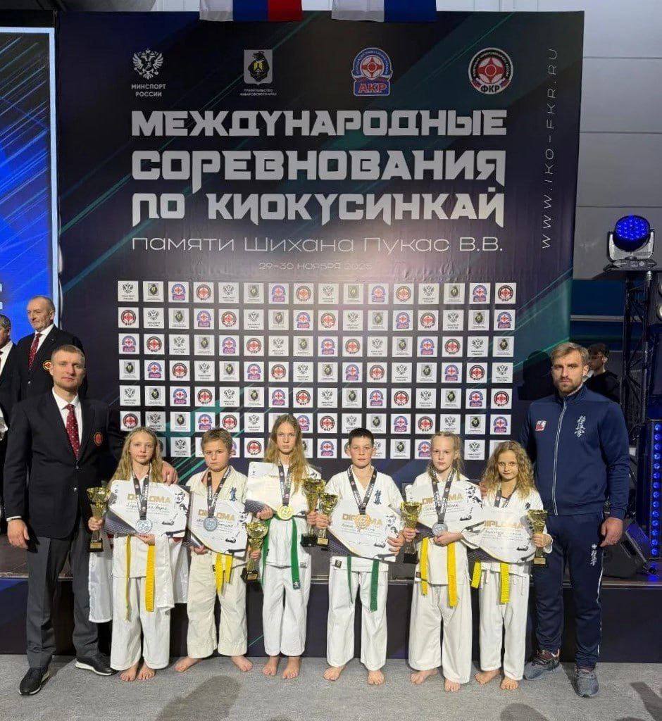 34 призовых мест завоевали каратисты ЕАО на международных соревнованиях в Хабаровске 34 призовых мест завоевали каратисты ЕАО на международных соревнованиях в Хабаровске