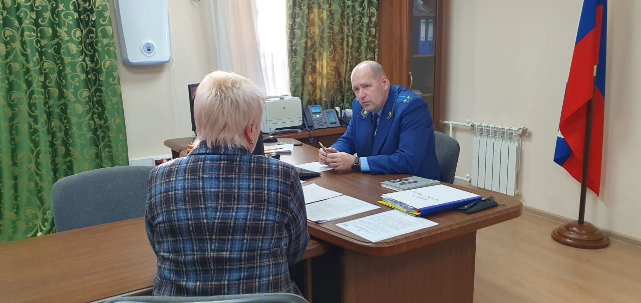 Покупка дров обернулась неприятными последствиями: прокурор направил в суд о взыскании неосновательного обогащения с «дроппера»