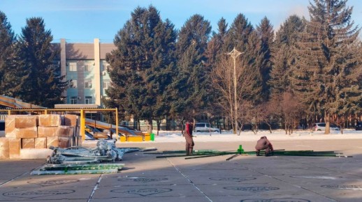 Биробиджан готовится к празднованию Нового года (0+)