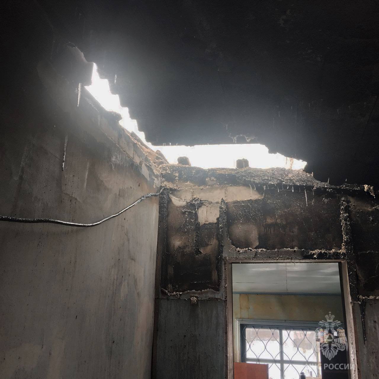 Загорелась крыша частного дома в ЕАО