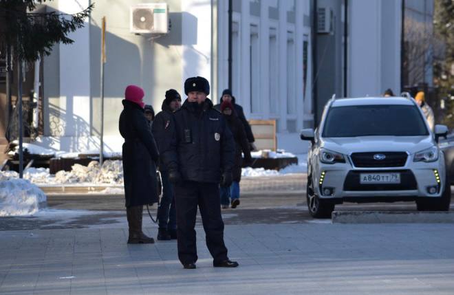 В День Героев Отечества начальник УМВД России по ЕАО принял участие в торжественной церомонии открытия памятника Матерям победителей В День Героев Отечества начальник УМВД России по ЕАО принял участие в торжественной церомонии открытия памятника Матерям победителей