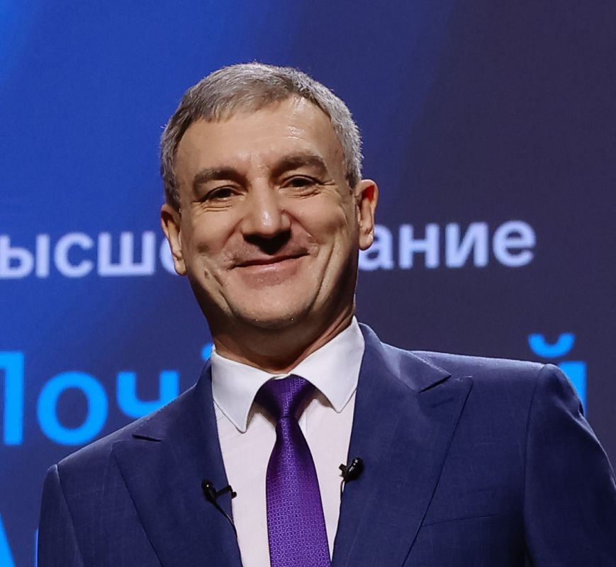 Отчёт губернатора напоминает «оду радости», а не анализ проблем Приамурья — Роман Кобызов