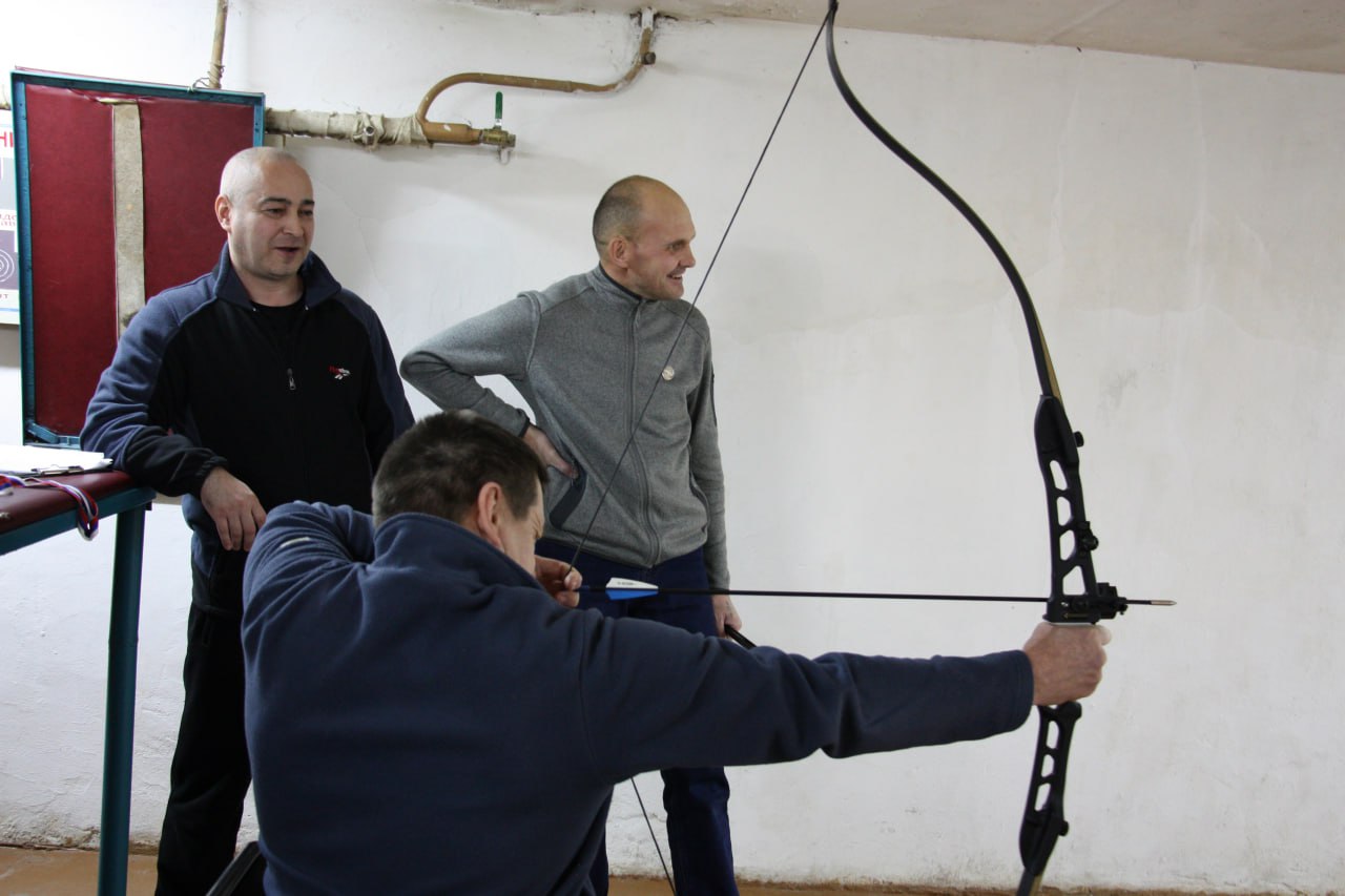 Ветераны боевых действий провели турнир по стрельбе из лука для студентов Многопрофильного лицея Ветераны боевых действий провели турнир по стрельбе из лука для студентов Многопрофильного лицея