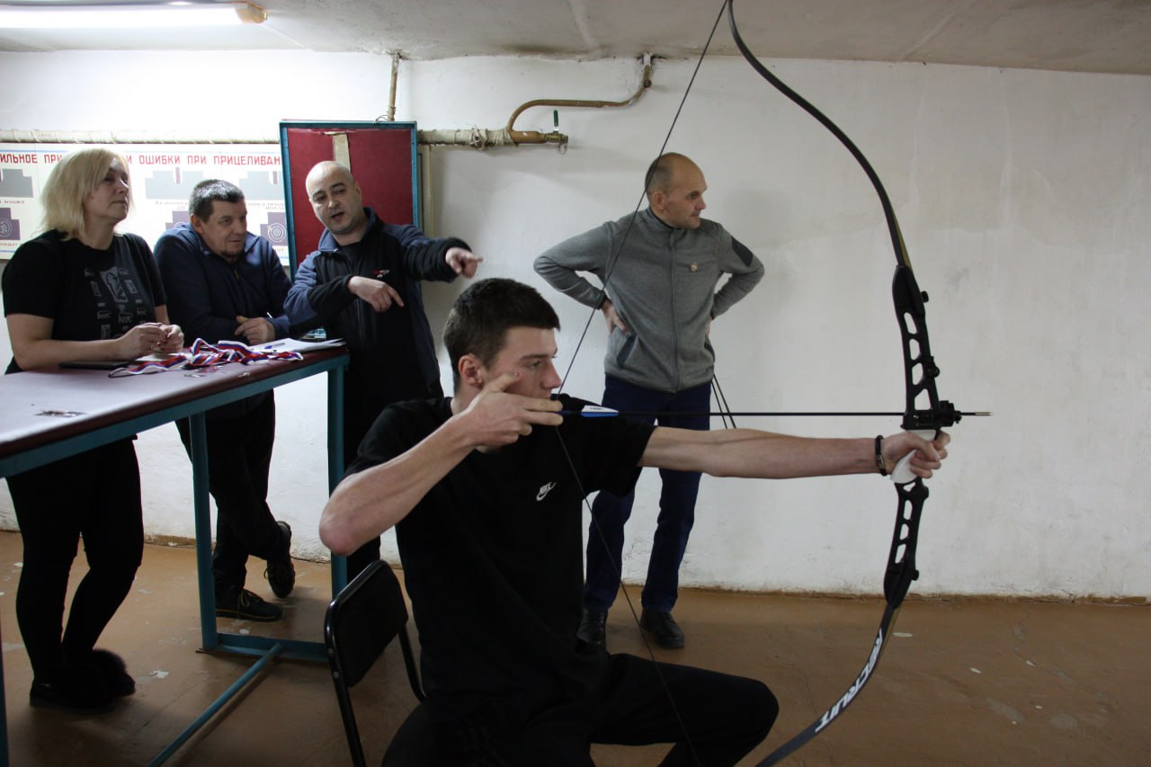 Ветераны боевых действий провели турнир по стрельбе из лука для студентов Многопрофильного лицея Ветераны боевых действий провели турнир по стрельбе из лука для студентов Многопрофильного лицея