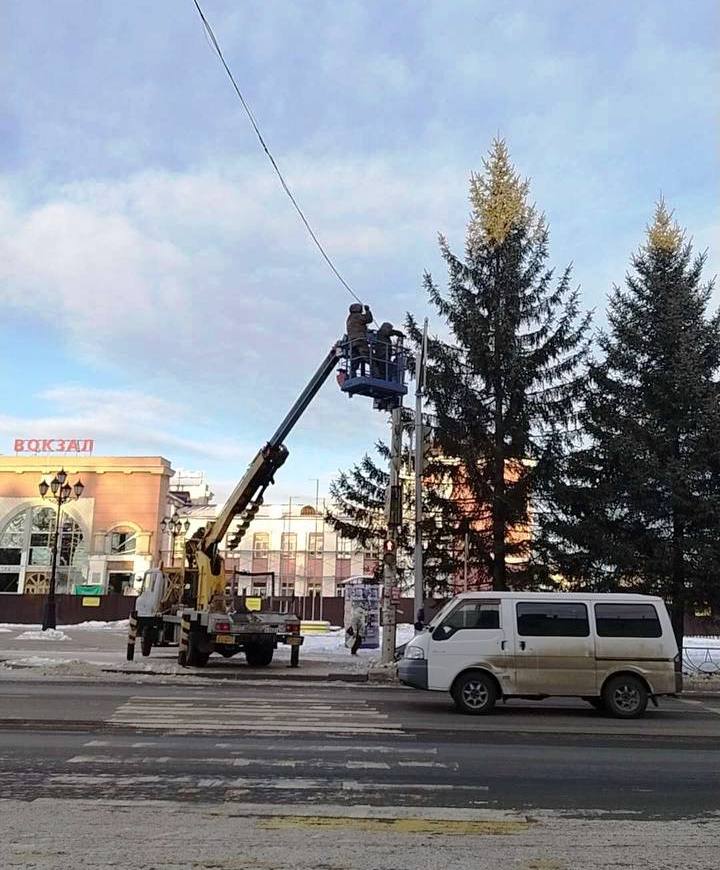 В Биробиджане обновляют светофоры