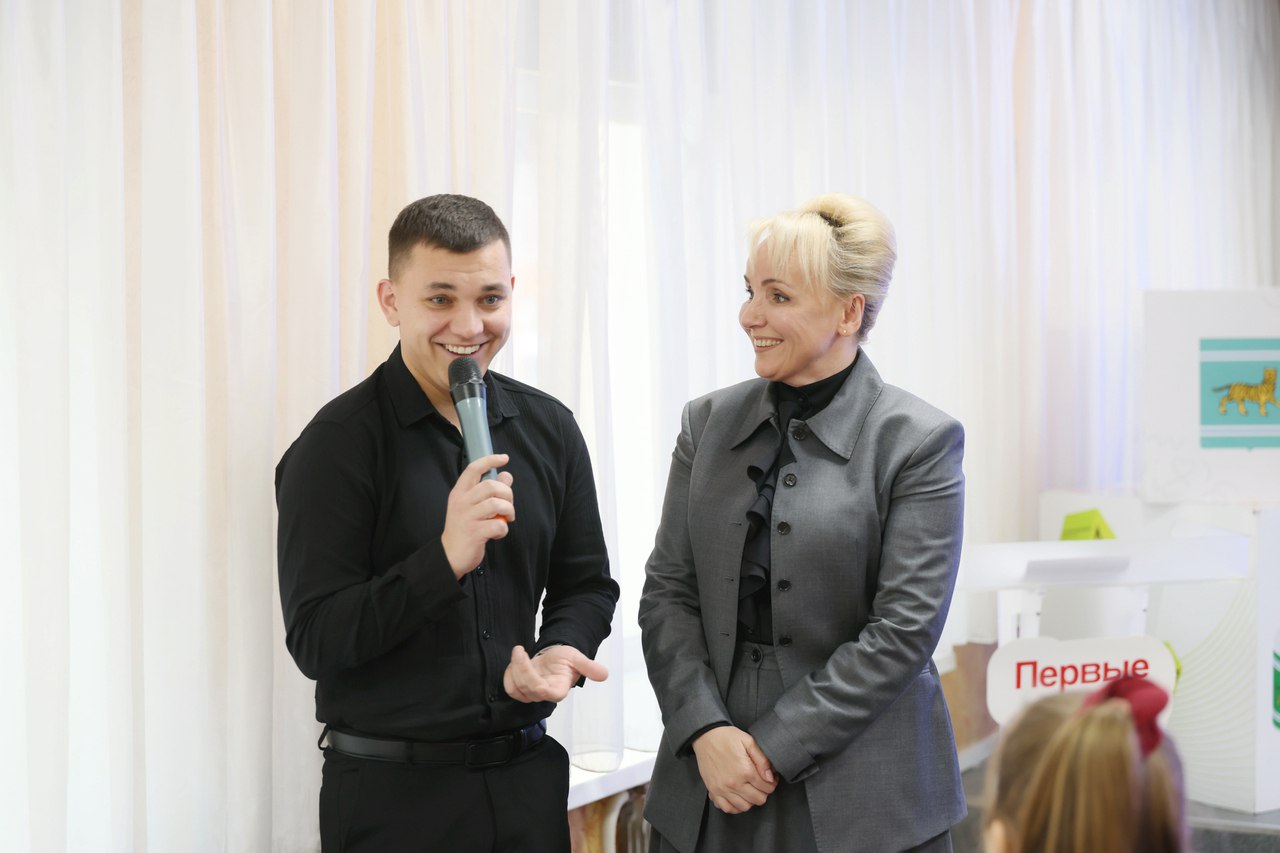 Губернатор ЕАО Мария Костюк отметила достижения и наградила активистов «Движения Первых»