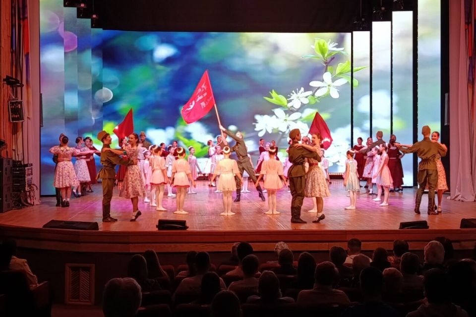 Концерт-спектакль «Герои России моей» прошёл в Биробиджане (6+)