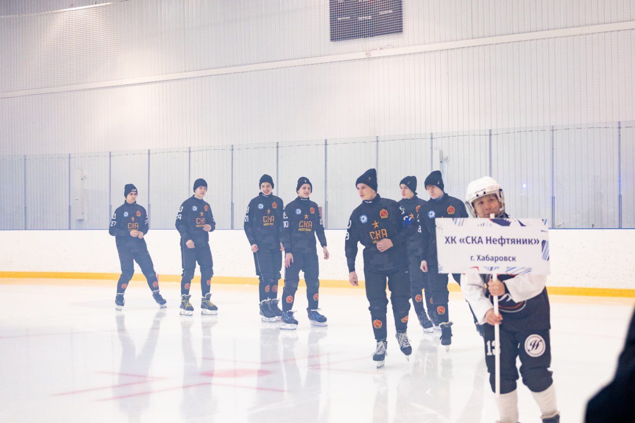 XXV Кубок губернатора ЕАО по хоккею с мячом торжественно открыт в Биробиджане XXV Кубок губернатора ЕАО по хоккею с мячом торжественно открыт в Биробиджане