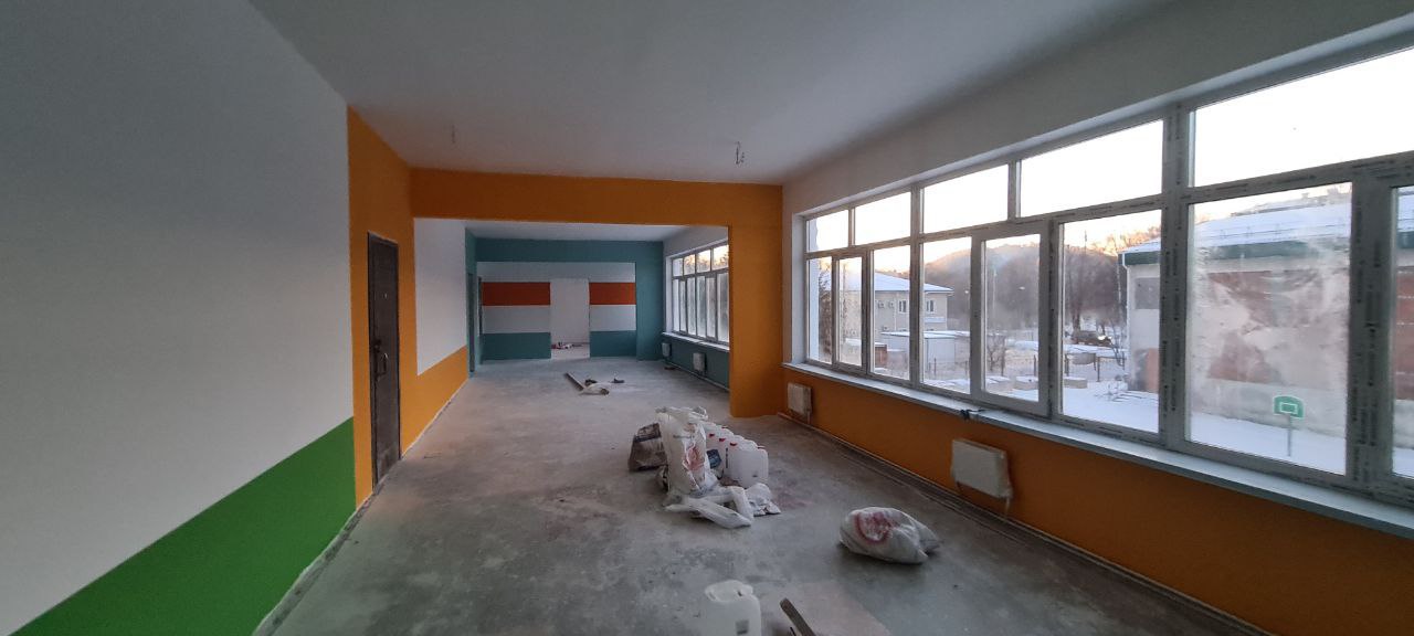 В биробиджанском лицее № 23 продолжаются штукатурно-малярные работы В биробиджанском лицее № 23 продолжаются штукатурно-малярные работы