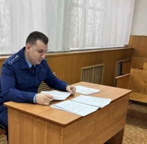 По иску прокурора в пользу несовершеннолетнего пешехода, пострадавшего в результате наезда автомобиля, взыскан моральный вред