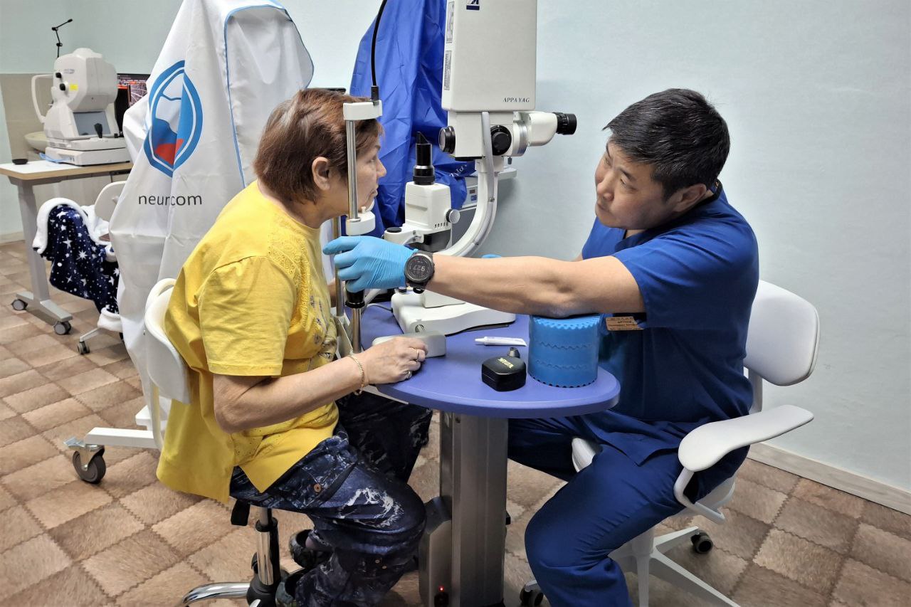 В Валдгеймской больнице учатся делать лазерную коррекцию зрения на высокотехнологичном оборудовании В Валдгеймской больнице учатся делать лазерную коррекцию зрения на высокотехнологичном оборудовании