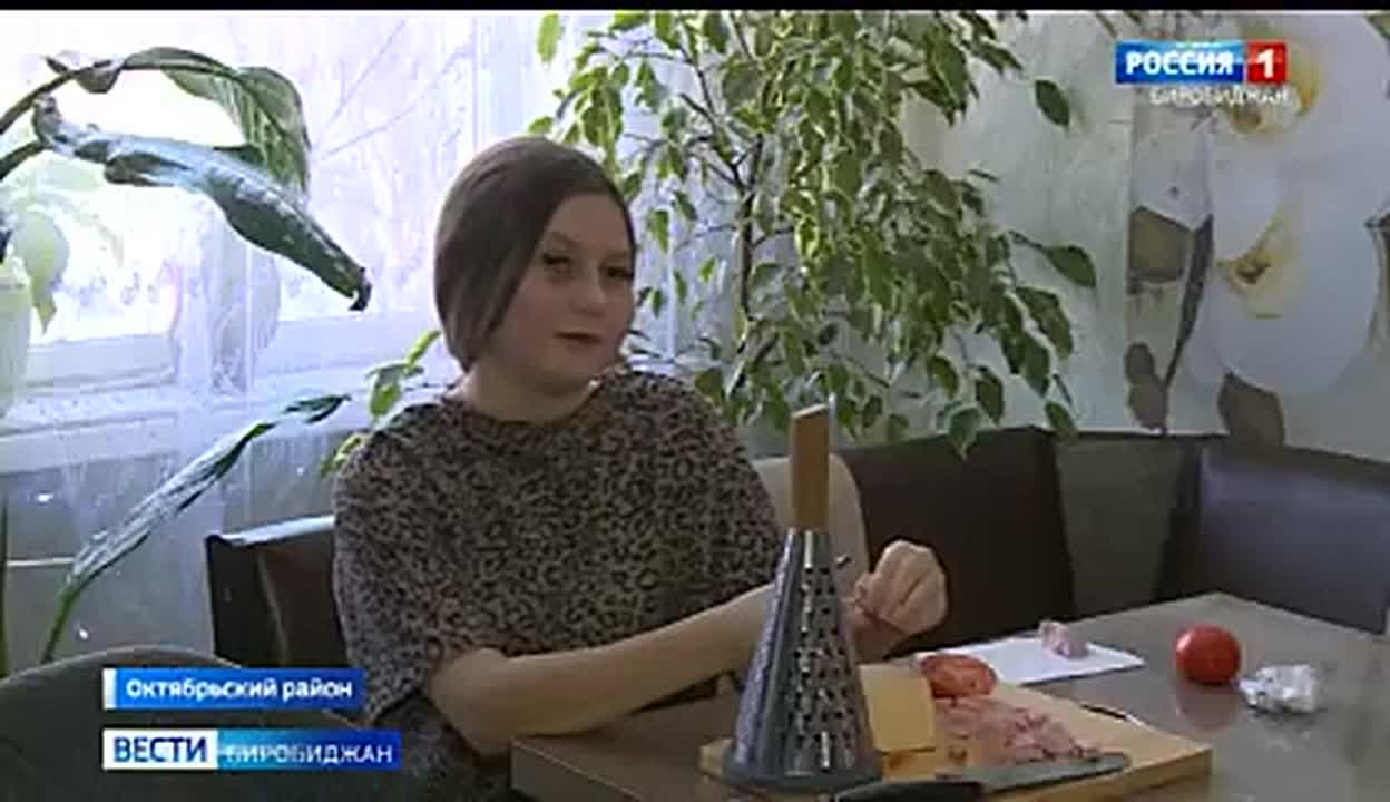 Инициативные и дружные: семья Борисовых из Полевого выигрывает конкурсы, гранты и даже снег превращает в украшения