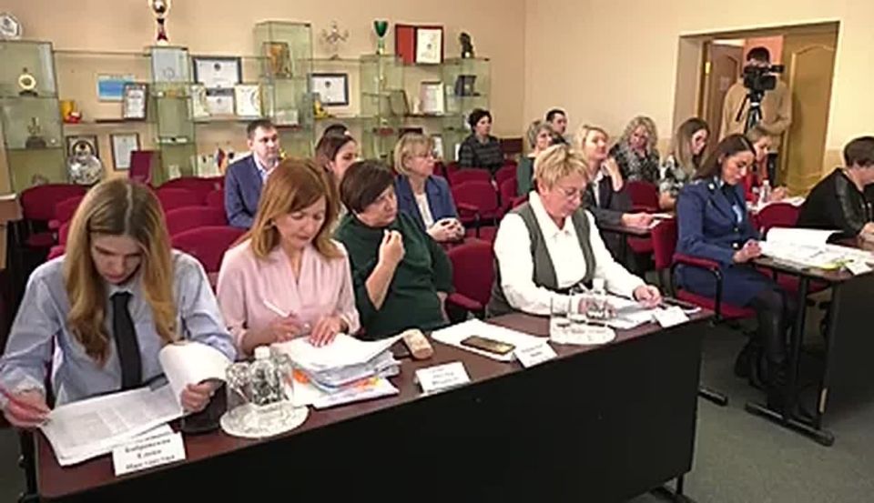 Заключительное заседание в 2025 году провели депутаты городской Думы Биробиджана