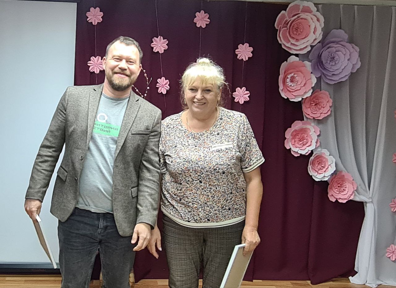 С активистами ТОС встретился мэр Биробиджана Алексей Кузьмин С активистами ТОС встретился мэр Биробиджана Алексей Кузьмин