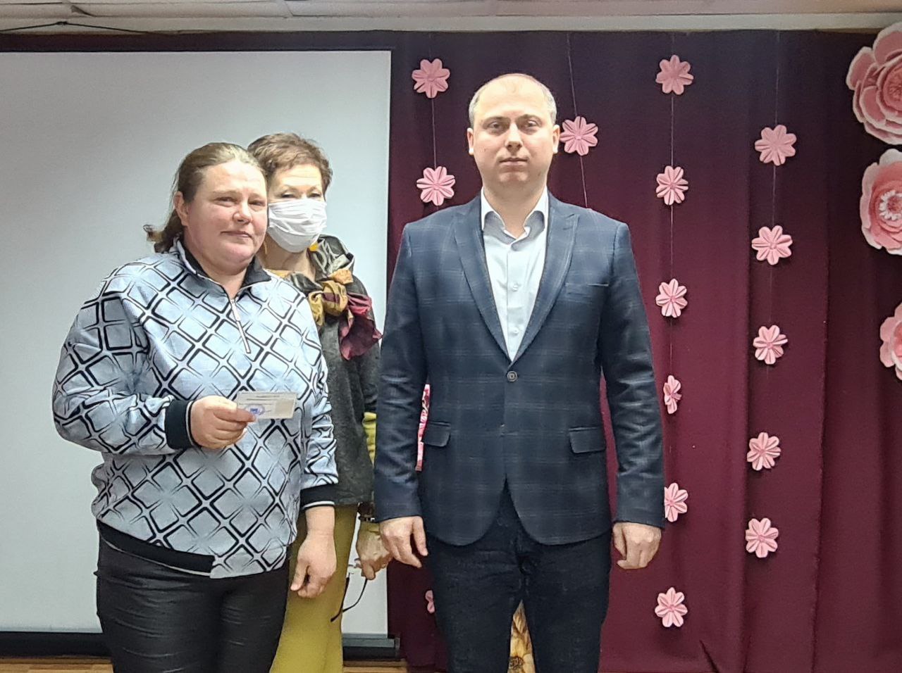 С активистами ТОС встретился мэр Биробиджана Алексей Кузьмин С активистами ТОС встретился мэр Биробиджана Алексей Кузьмин