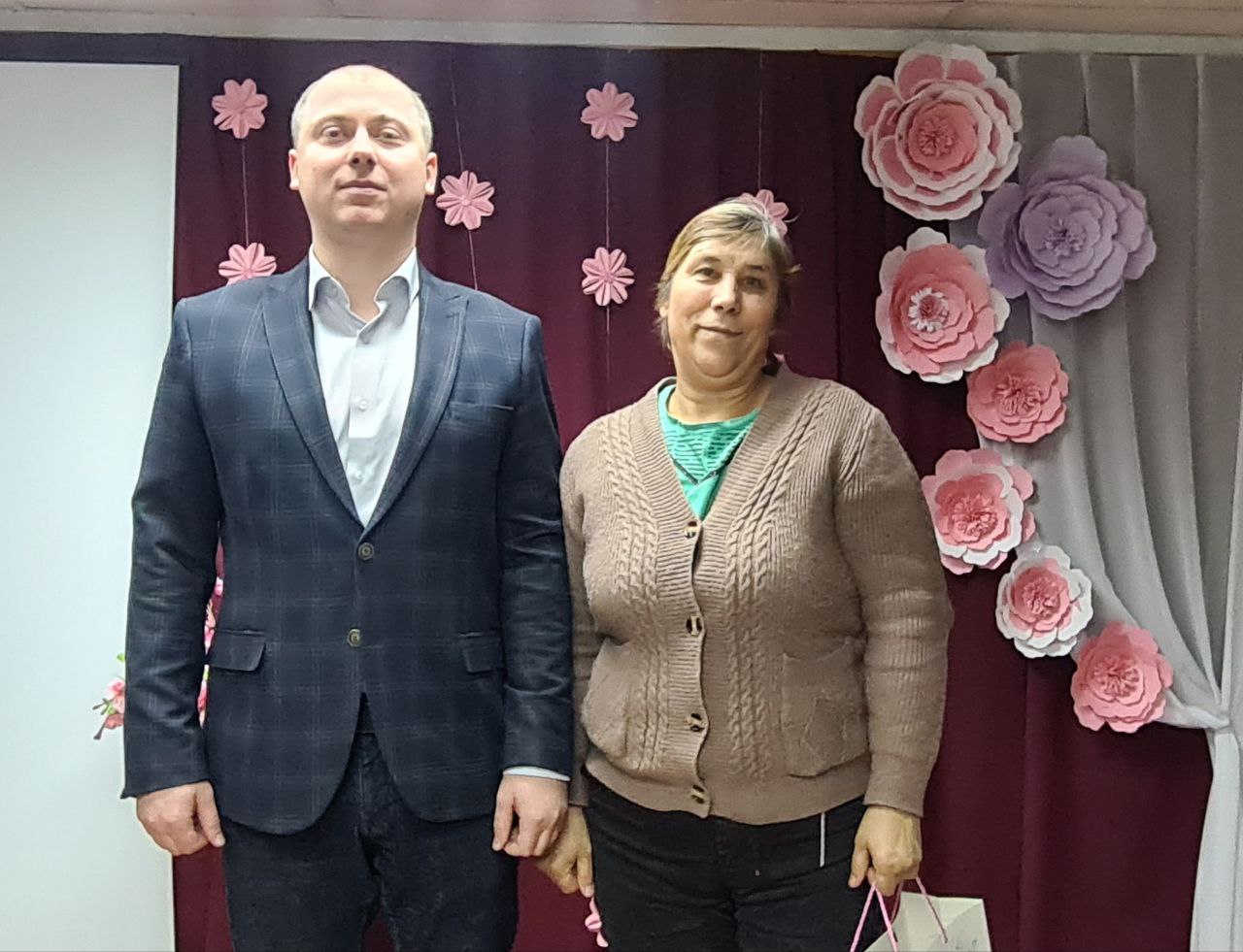 С активистами ТОС встретился мэр Биробиджана Алексей Кузьмин С активистами ТОС встретился мэр Биробиджана Алексей Кузьмин