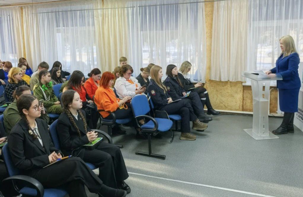 Вопросы безопасного поведения, предупреждения терроризма и экстремизма обсудили на областном форуме «Мой выбор – безопасность, предотвратим угрозу вместе» Вопросы безопасного поведения, предупреждения терроризма и экстремизма обсудили на областном форуме «Мой выбор – безопасность, предотвратим угрозу вместе»