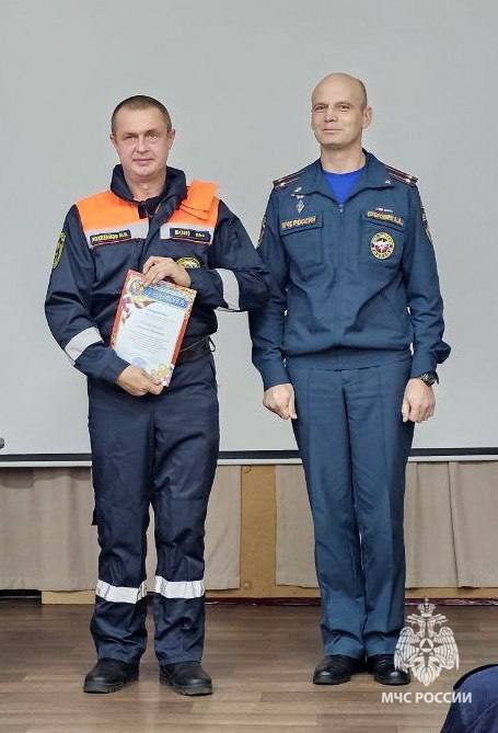 на календаре - пятница, в нашем коллективе - самое время для наград на календаре - пятница, в нашем коллективе - самое время для наград